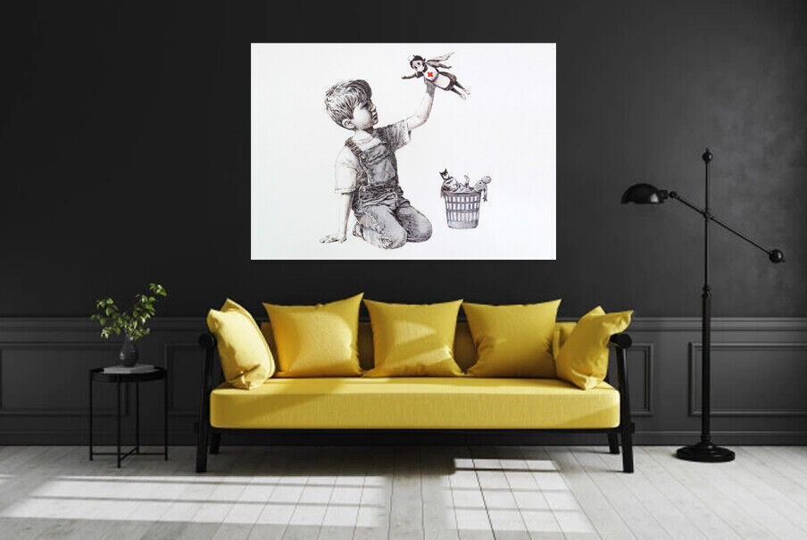 BANKSY NHS HEROES CANVAS WALL ART GRAFFITI PRINT - BLACK AND WHITE PICTURE